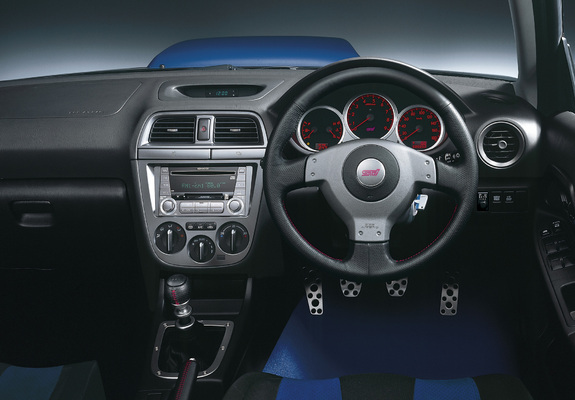 Subaru Impreza WRX STi 2003–05 images
