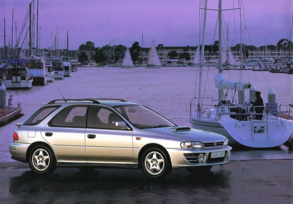 Subaru Impreza WRX Wagon (GF8) 1992–96 wallpapers