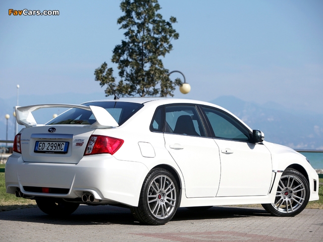 Subaru Impreza WRX STi Sedan 2010 wallpapers (640 x 480)