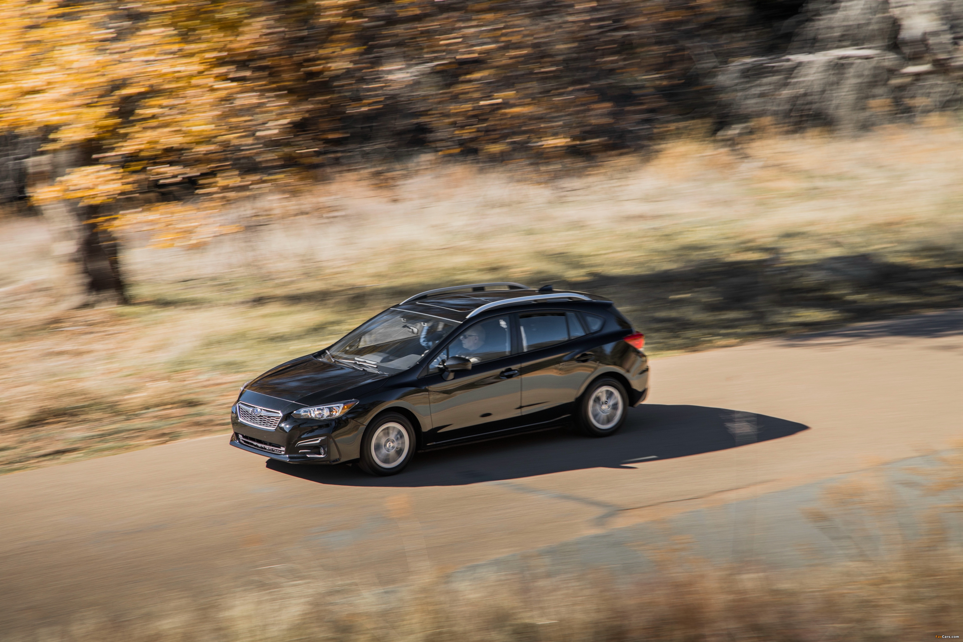 Images of Subaru Impreza 5-door 2.0i Premium North America 2016 (4096 x 2731)