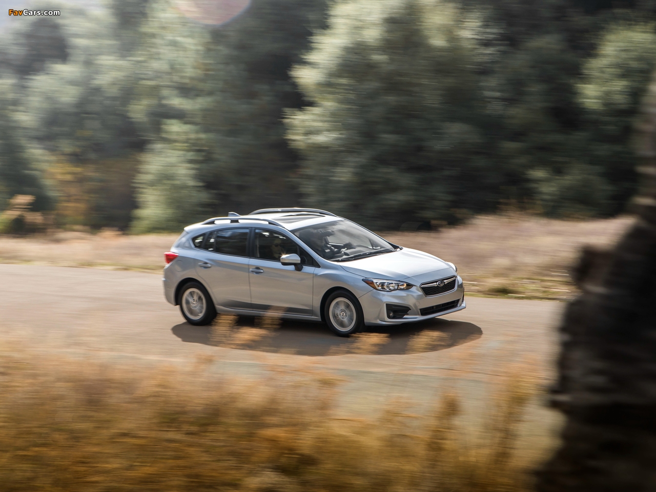 Images of Subaru Impreza 5-door 2.0i Premium North America 2016 (1280 x 960)