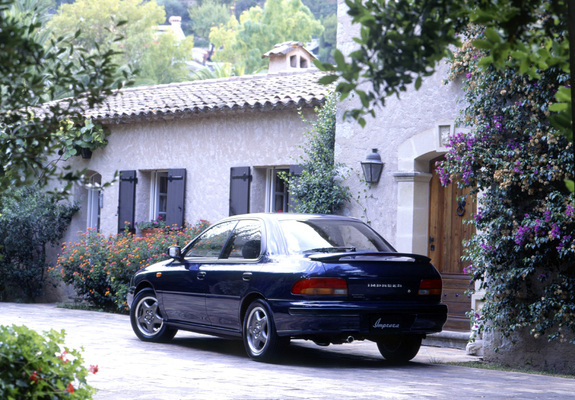 Pictures of Subaru Impreza 1992–96