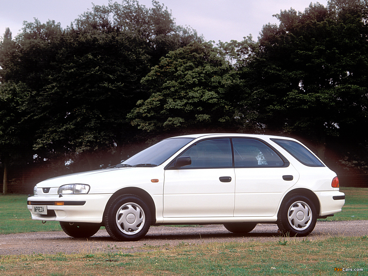 Pictures of Subaru Impreza Wagon 1992–96 (1280 x 960)