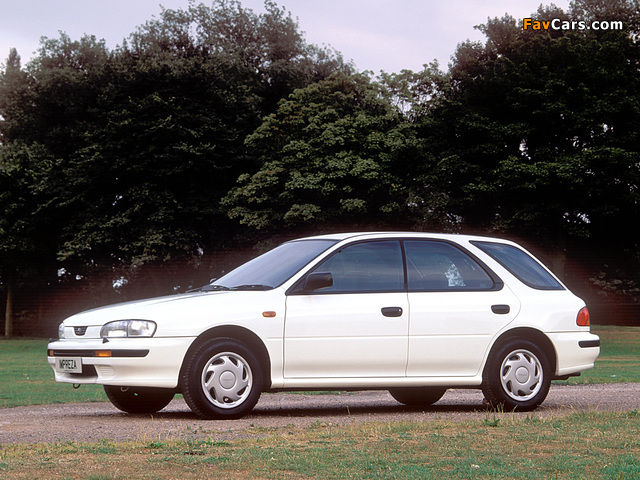 Pictures of Subaru Impreza Wagon 1992–96 (640 x 480)