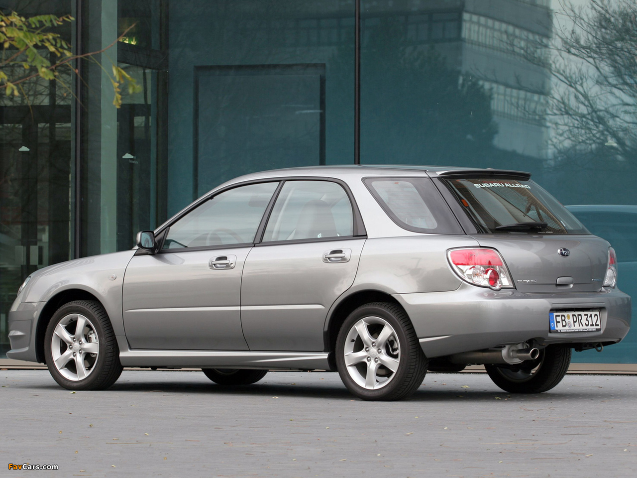 Subaru Impreza 2.0R RS Wagon (GG) 2005–07 images (1280 x 960)
