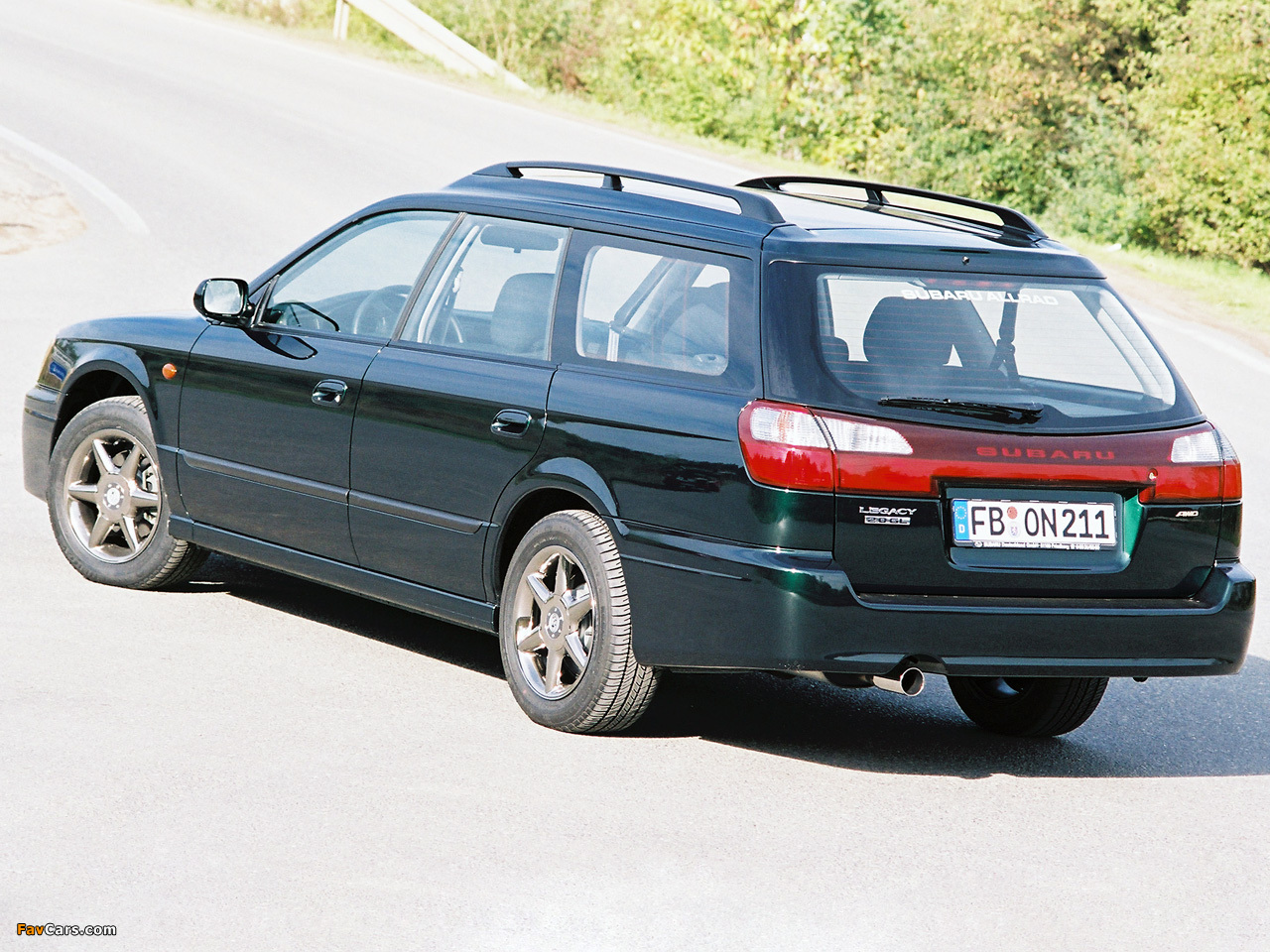 Images of Subaru Legacy 2.0 GL Touring Wagon (BE,BH) 1998–2003 (1280 x 960)