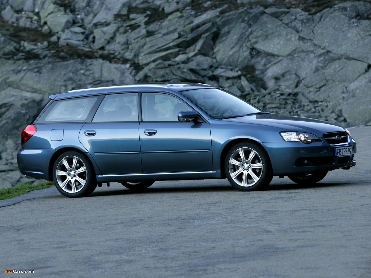 Images of Subaru Legacy 3.0R spec.B Station Wagon 2003–06 (1280 x 960)