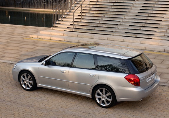 Photos of Subaru Legacy 3.0R spec.B Station Wagon 2003–06