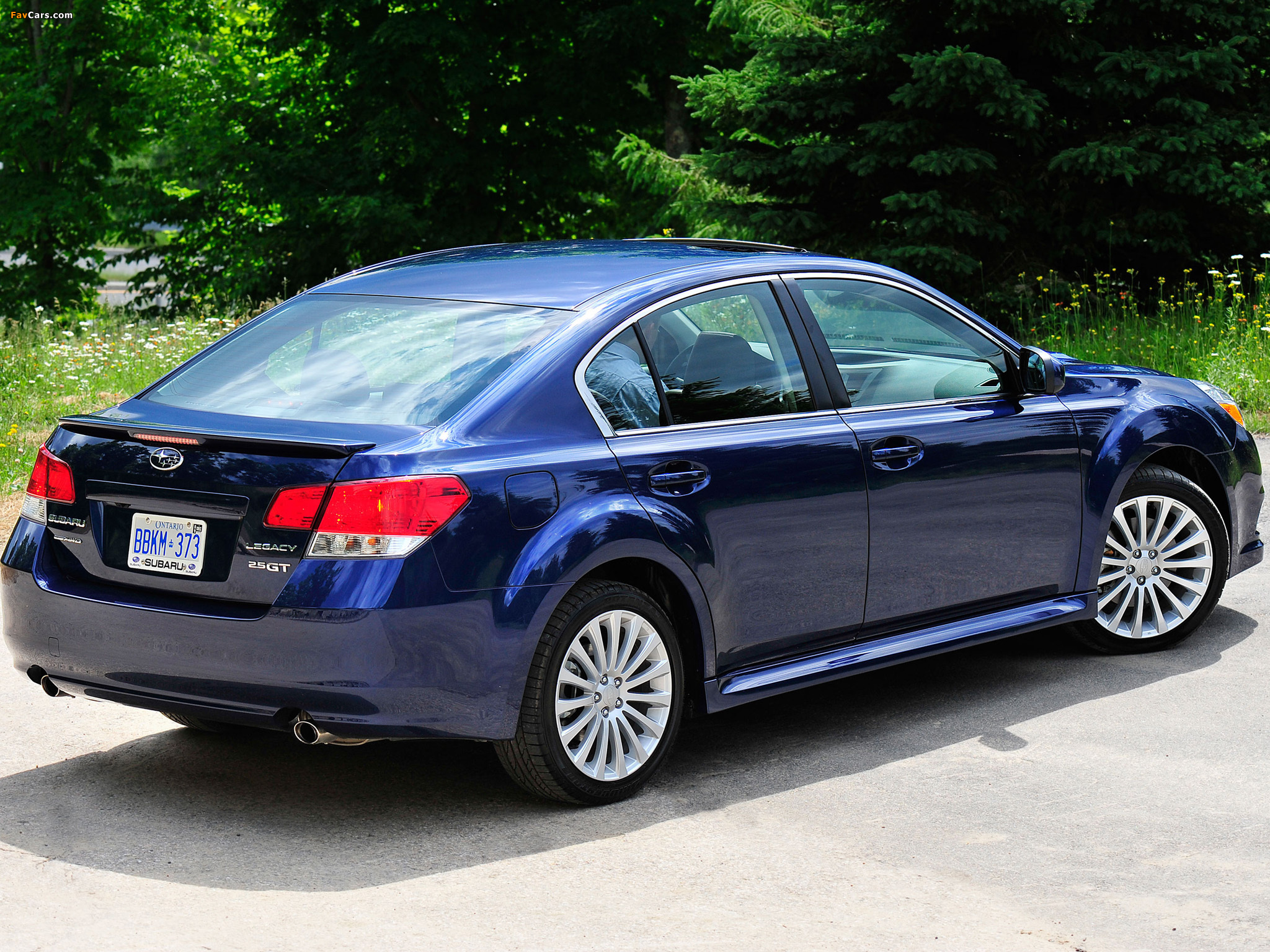 Photos of Subaru Legacy 2.5 GT US-spec (BM) 2009–12 (2048 x 1536)