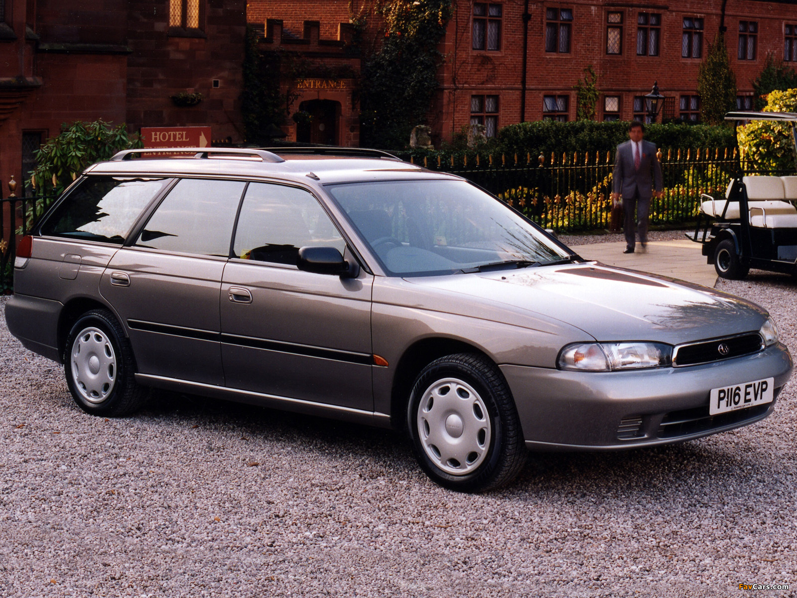 Pictures of Subaru Legacy Station Wagon UK-spec (BD) 1994–99 (1600 x 1200)