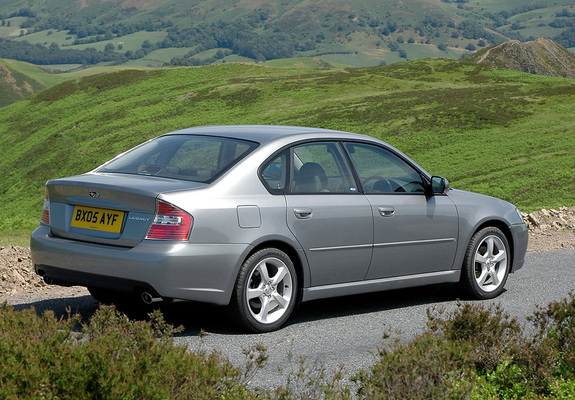 Pictures of Subaru Legacy UK-spec 2003–06