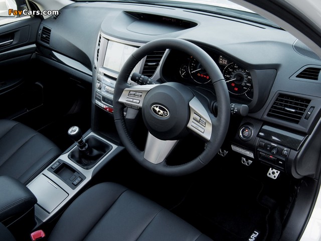 Pictures of Subaru Legacy Wagon UK-spec (BR) 2009–12 (640 x 480)