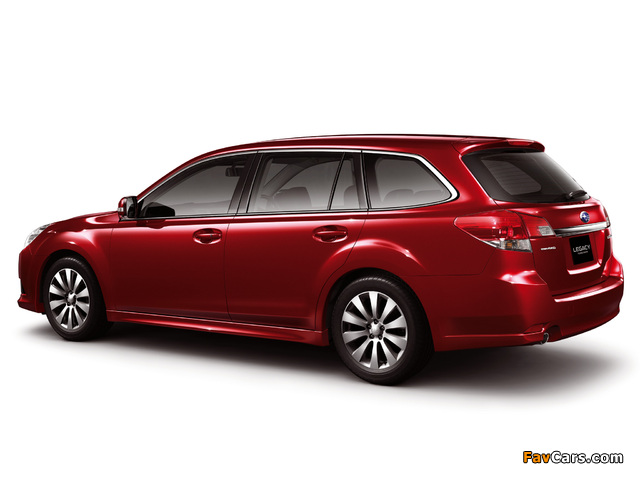 Pictures of Subaru Legacy 2.5 GT-L Touring Wagon (BR) 2009–12 (640 x 480)