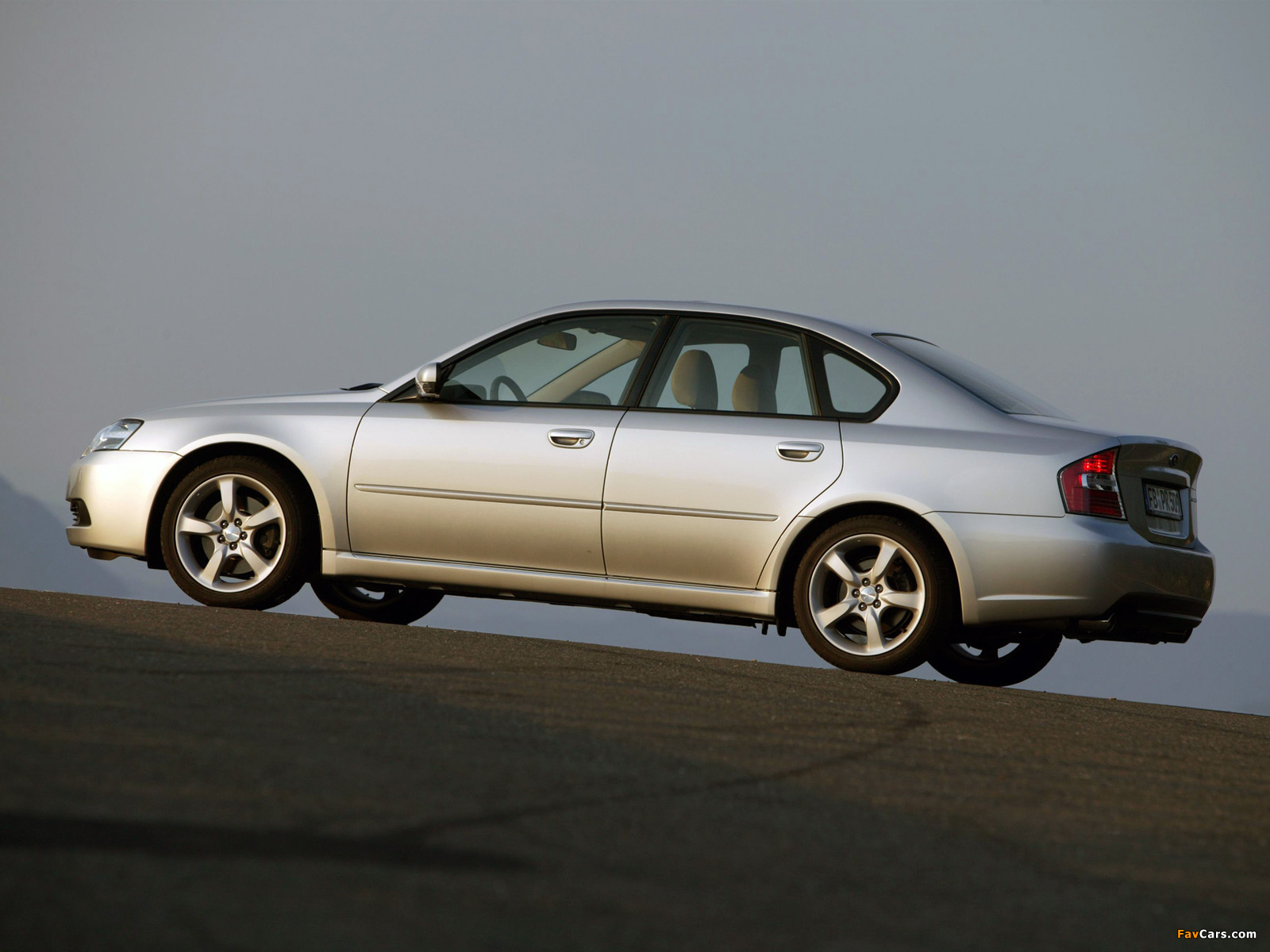 Subaru Legacy 3.0R 2003–06 photos (1600 x 1200)