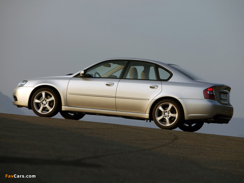 Subaru Legacy 3.0R 2003–06 photos (800 x 600)