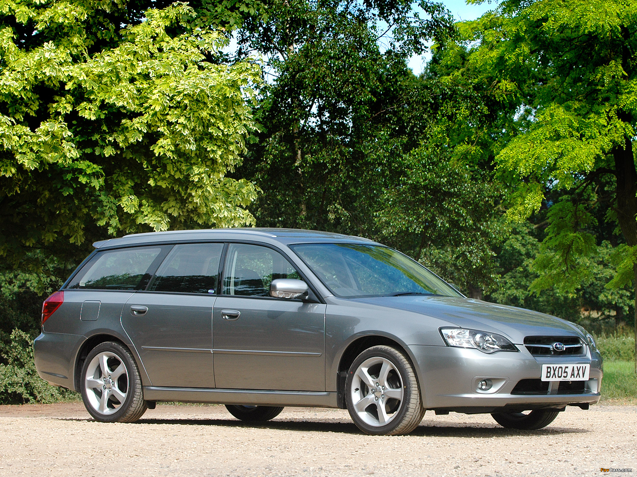 Subaru Legacy Station Wagon UK-spec 2003–06 pictures (2048 x 1536)