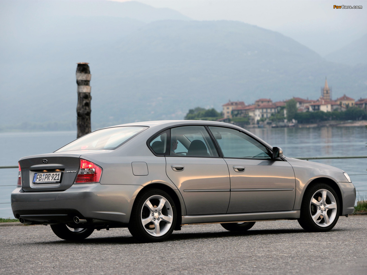 Subaru Legacy 2.0R 2003–06 pictures (1280 x 960)