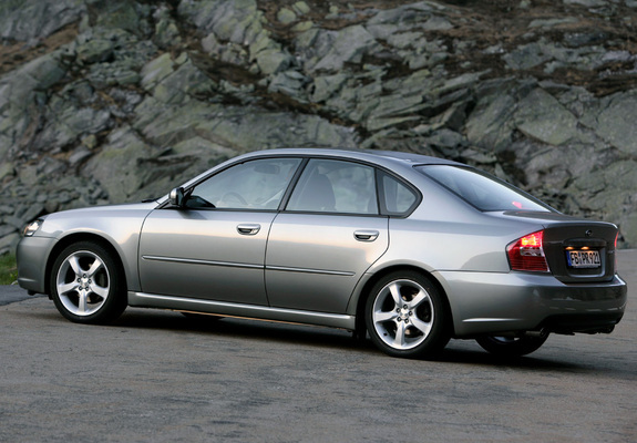 Subaru Legacy 2.0R 2003–06 pictures