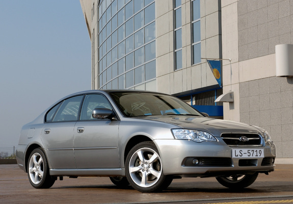 Subaru Legacy 3.0R 2003–06 pictures