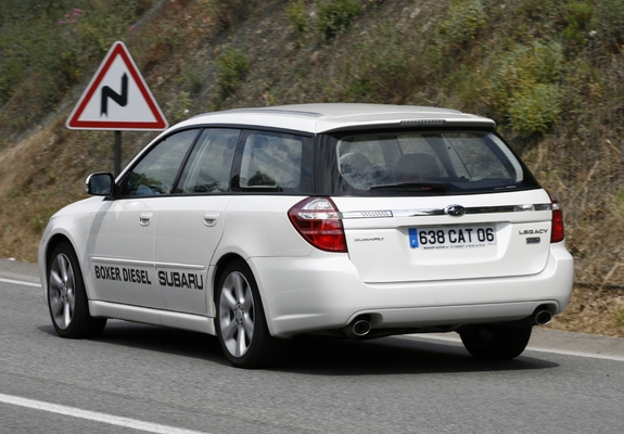 Subaru Legacy 2.0D Station Wagon 2008–09 images