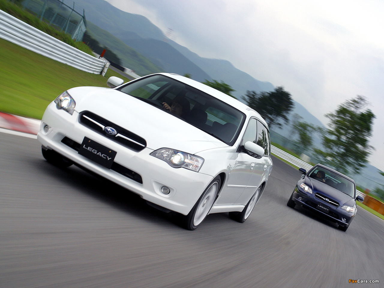 Subaru Legacy pictures (1280 x 960)