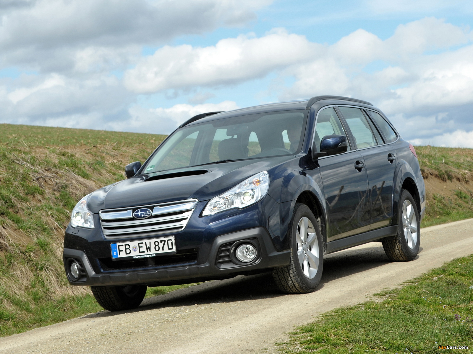 Photos of Subaru Outback 2.0D (BR) 2012 (1600 x 1200)