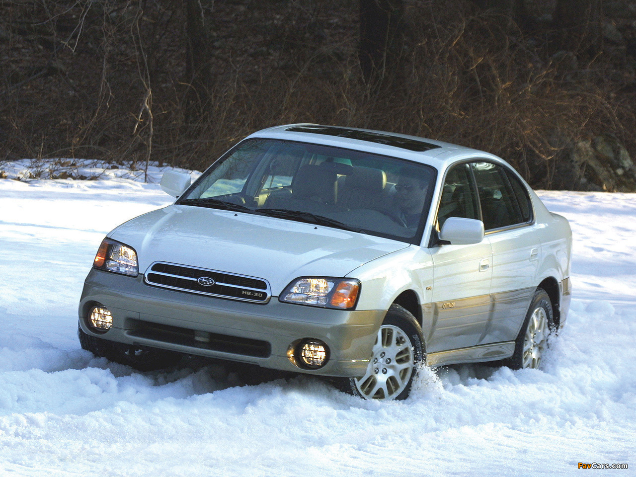Pictures of Subaru Outback H6-3.0 VDC Sedan 2000–03 (1280 x 960)