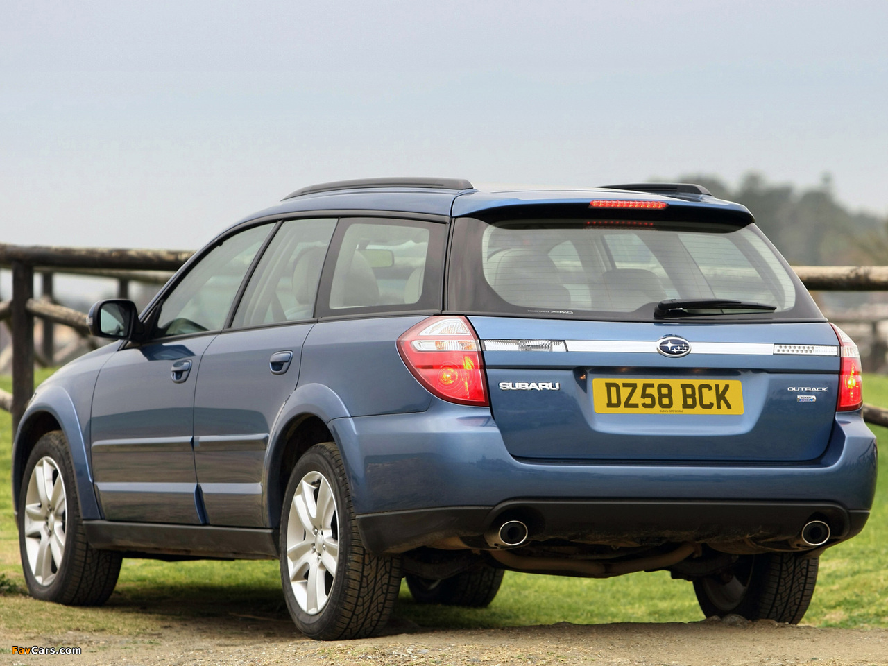 Pictures of Subaru Outback 2.0D UK-spec (BP) 2008–09 (1280 x 960)