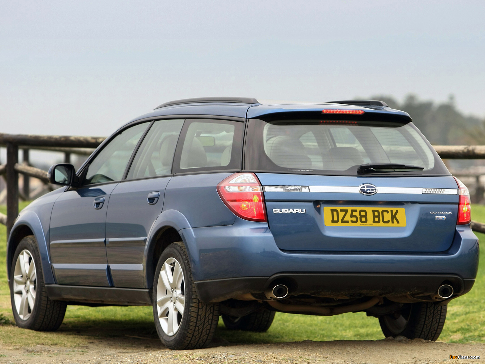 Pictures of Subaru Outback 2.0D UK-spec (BP) 2008–09 (1600 x 1200)