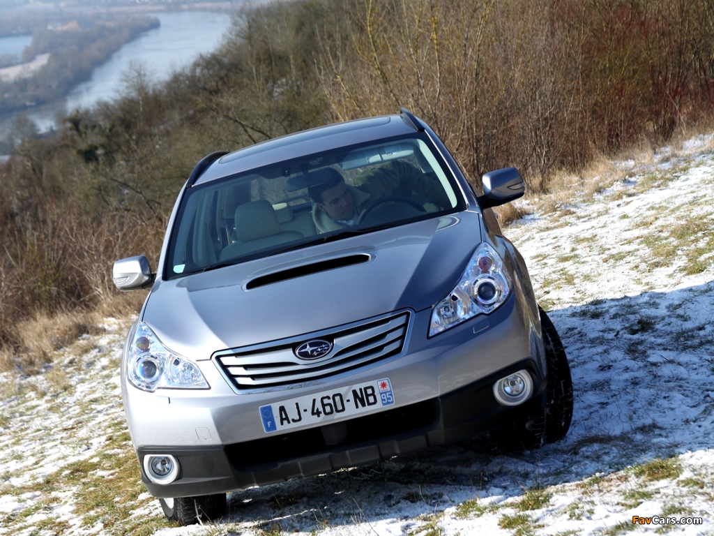 Pictures of Subaru Outback 2.0D (BR) 2009–12 (1024 x 768)