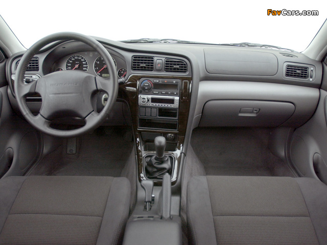 Subaru Outback 2.5i 1999–2003 images (640 x 480)