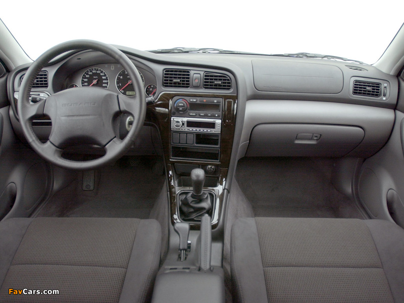 Subaru Outback 2.5i 1999–2003 images (800 x 600)