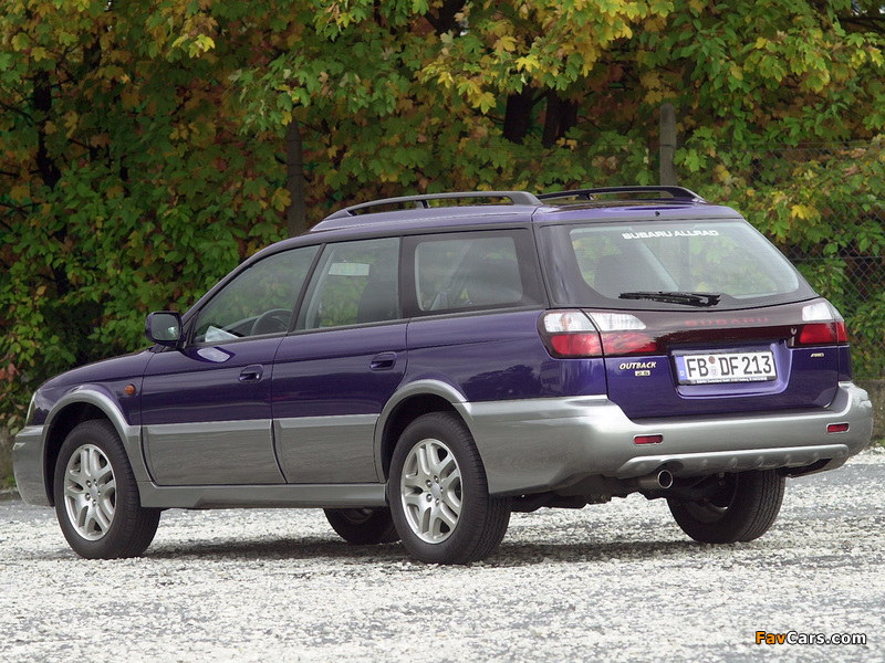 Subaru Outback 2.5i 1999–2003 photos (800 x 600)