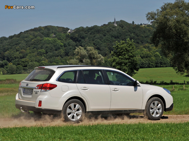 Subaru Outback 2.0D (BR) 2009–12 photos (640 x 480)