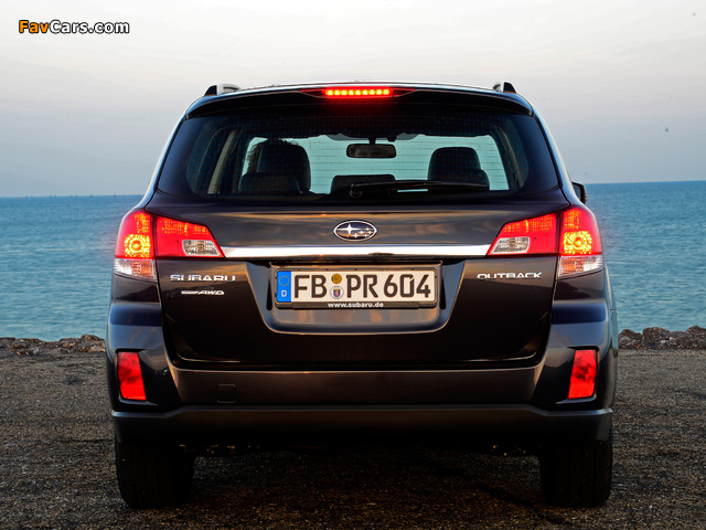 Subaru Outback 2.5i (BR) 2012 photos (640 x 480)