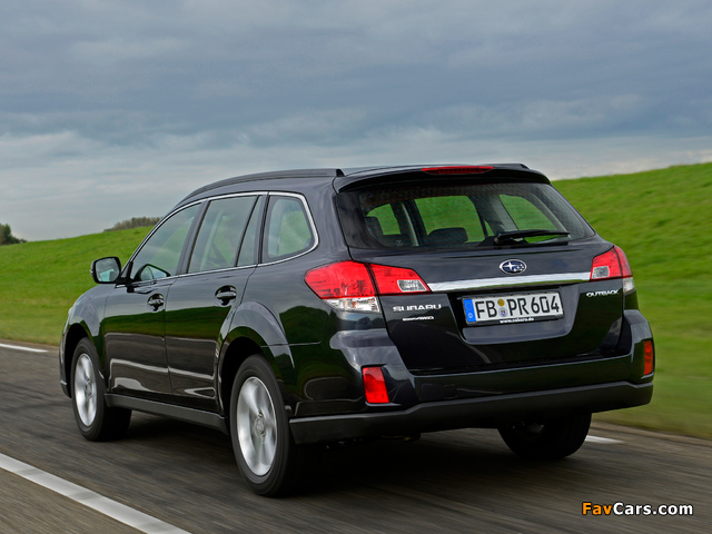 Subaru Outback 2.5i (BR) 2012 pictures (640 x 480)