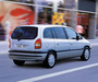 Subaru Traviq 2001–04 images