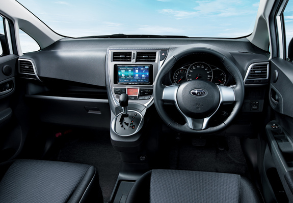 Subaru Trezia i-S 2010 images