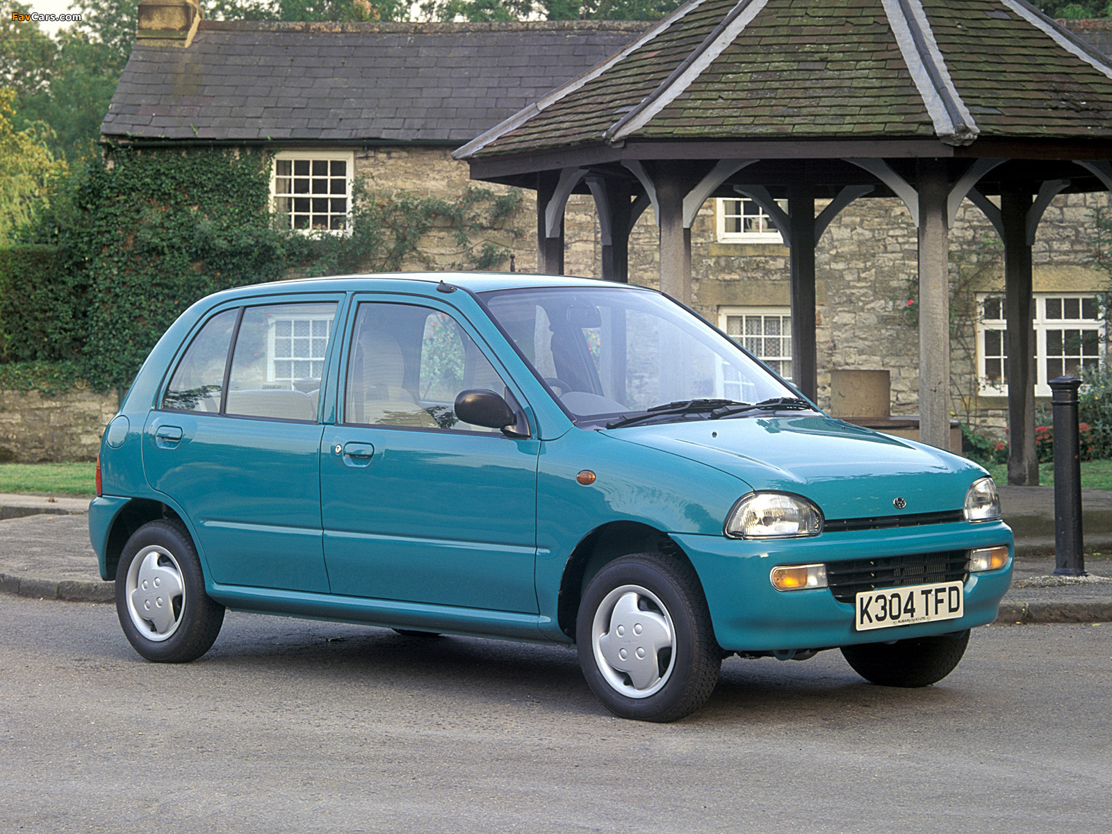 Subaru Vivio 5-door UK-spec 1992–98 images (1600 x 1200)