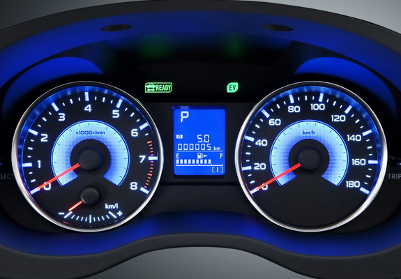 Images of Subaru XV Hybrid JP-spec 2013