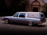 Cadillac Sovereign Landaulet by Superior 1980 pictures