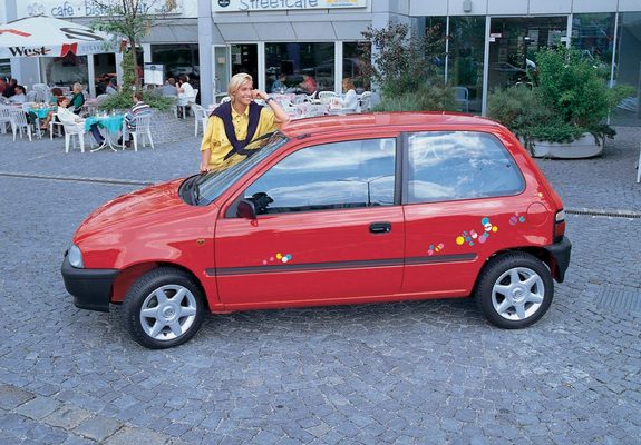 Photos of Suzuki Alto 3-door 1994–98