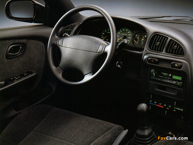 Images of Suzuki Baleno Hatchback 1995–99 (640 x 480)