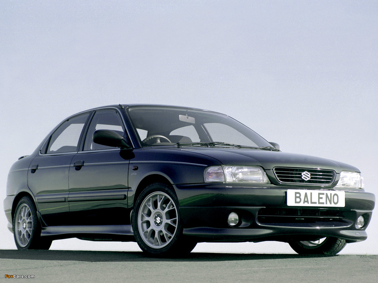 Images of Suzuki Baleno Sedan 1995–99 (1280 x 960)