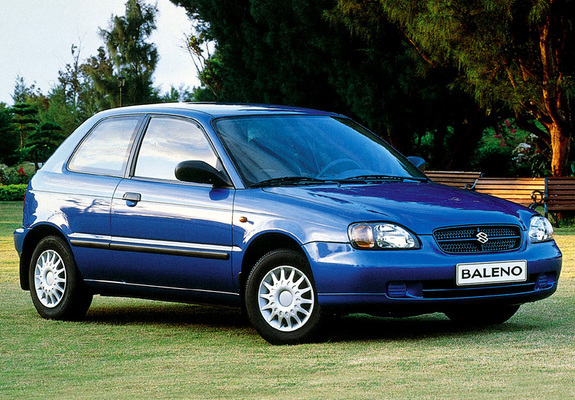Photos of Suzuki Baleno Hatchback 1999–2002