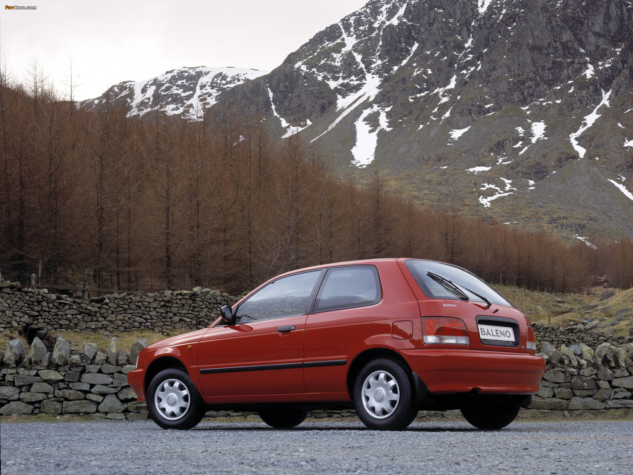 Suzuki Baleno Hatchback 1995–99 photos (2048 x 1536)