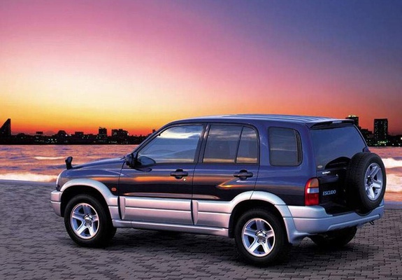 Images of Suzuki Escudo (TA02W) 2000–05