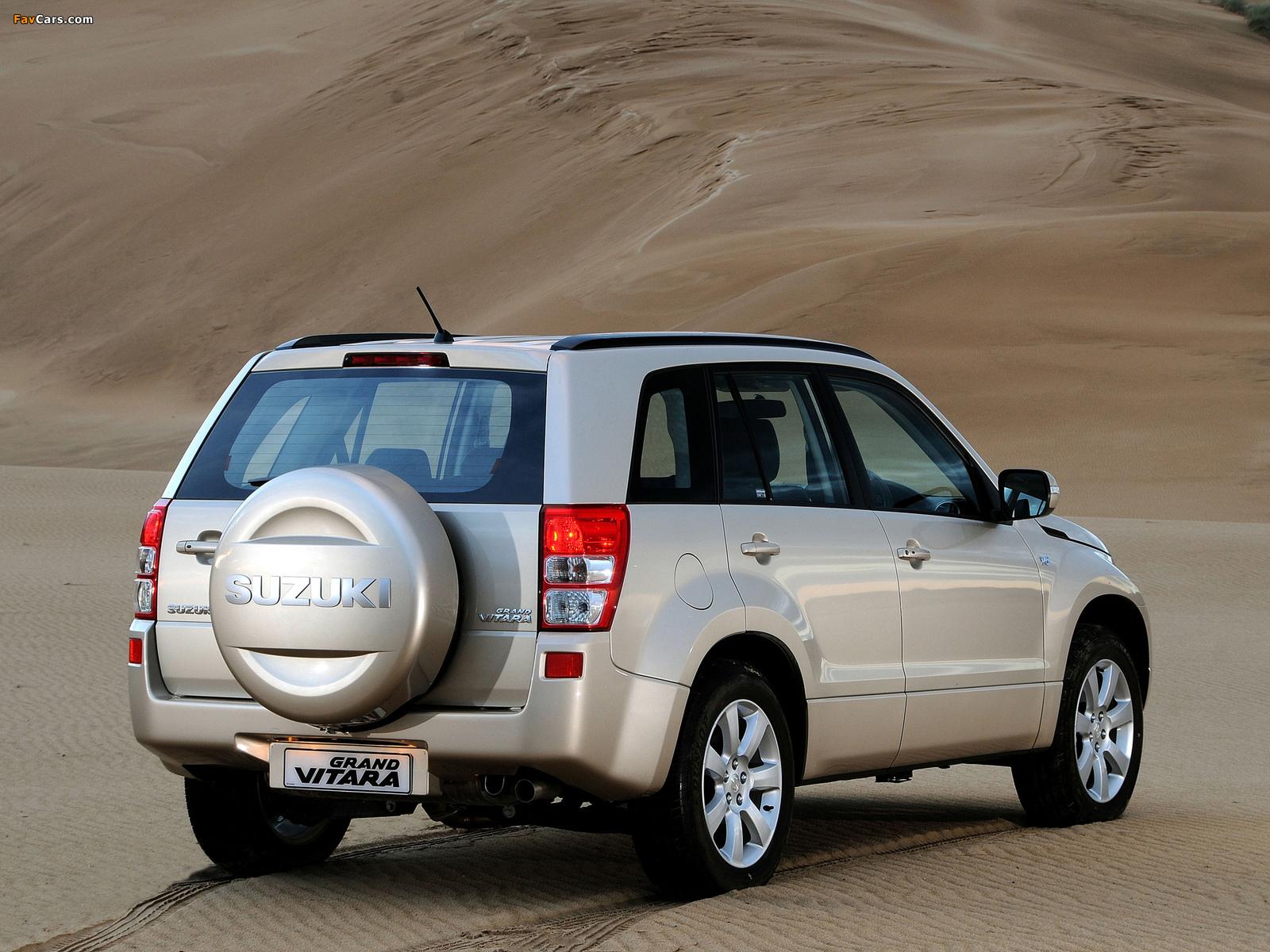 Suzuki Grand Vitara 5-door ZA-spec 2008–12 pictures (1600 x 1200)