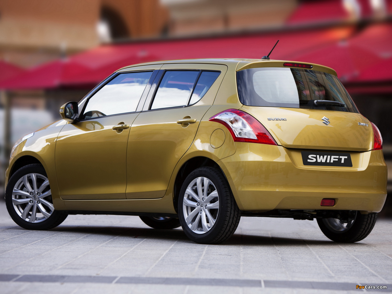 Images of Suzuki Swift 5-door 2013 (1280 x 960)