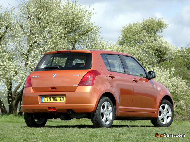 Photos of Suzuki Swift 4x4 2004–10 (640 x 480)